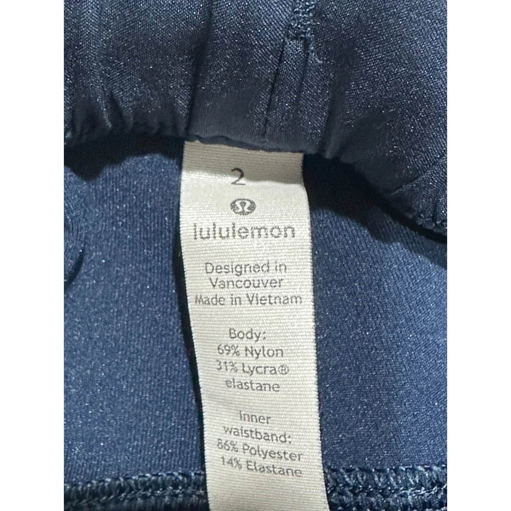 Lululemon On The Fly Short 2.5
